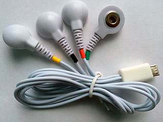 Кардиофлешка ECG Dongle теперь комплектуется новым кабелем