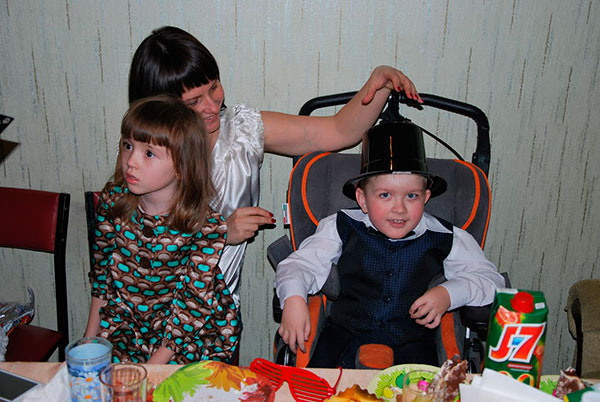 ГК «Нордавинд» и Smartec Security поздравили Артема Комарова с днем рождения и Новым годом